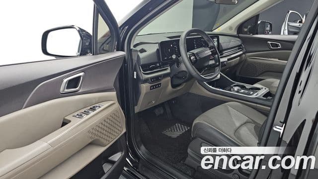 Kia Carnival 2025 — Şəkil 11/20