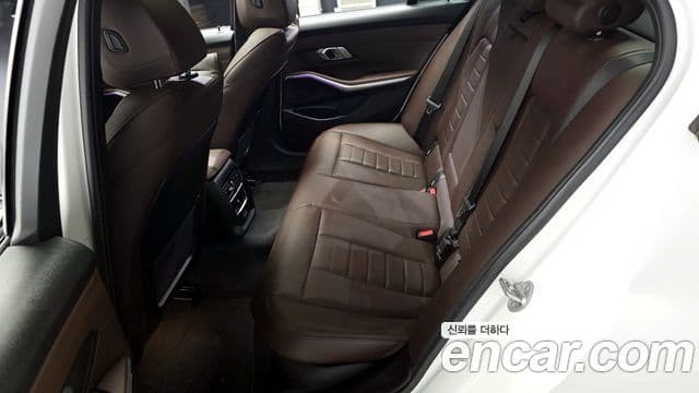 BMW 3 Series 2021 — ფოტო 12/20