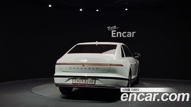 Hyundai Grandeur 2023 — Şəkil 4/20