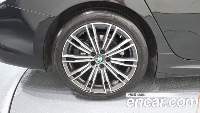 BMW 3 Series 2022 — фото 5 из 20