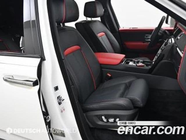 Rolls-Royce Cullinan 2024 — Şəkil 8/20