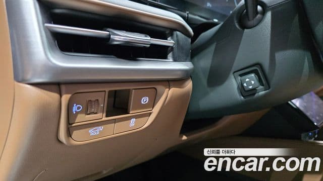 Hyundai Grandeur 2023 — Фото 12/20