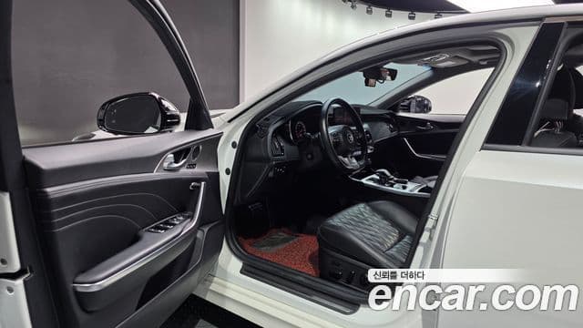 Kia Stinger 2020 — Şəkil 10/20