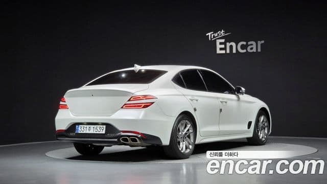 Genesis G70 2022 — ფოტო 2/20