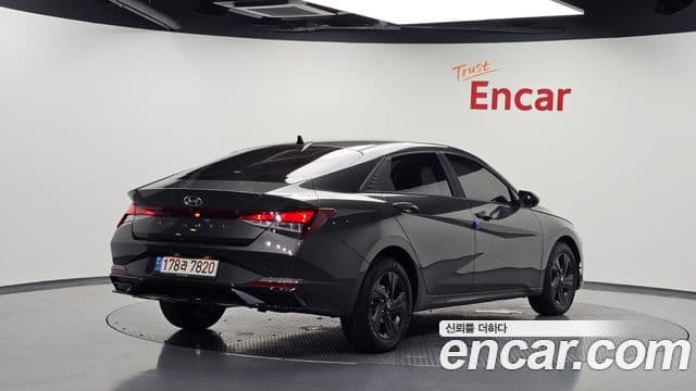 Hyundai Avante 2022 — ფოტო 2/20