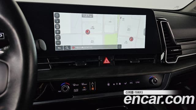 Kia Sportage 2022 — ფოტო 15/20