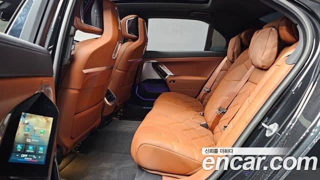 BMW 7 Series 2025 — ფოტო 11/20