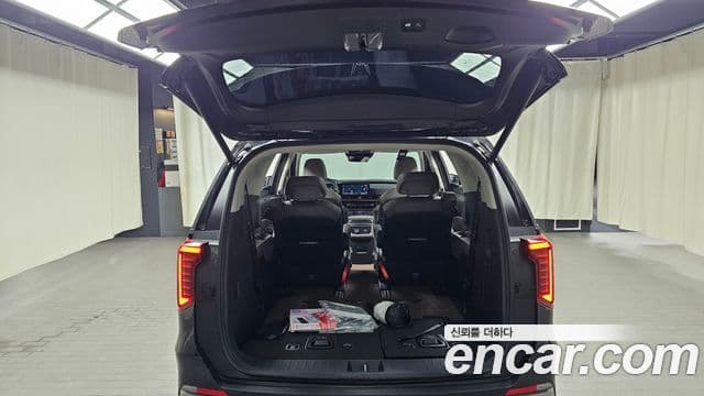 Kia Carnival 2025 — ფოტო 17/20