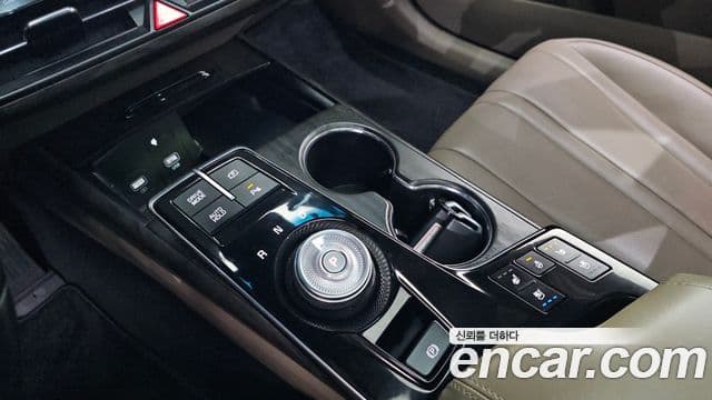 Kia K8 2022 — Şəkil 9/20