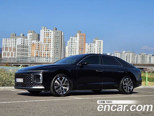 Hyundai Grandeur 2023 — Фото 2/19