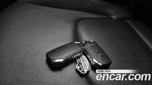 Kia Sportage 2021 — ფოტო 17/20