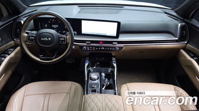 Kia Sorento 2023 — Фото 7/20