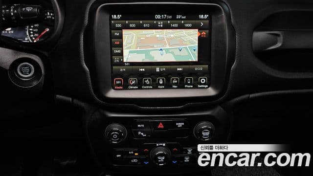 Jeep Renegade 2022 — Şəkil 14/20