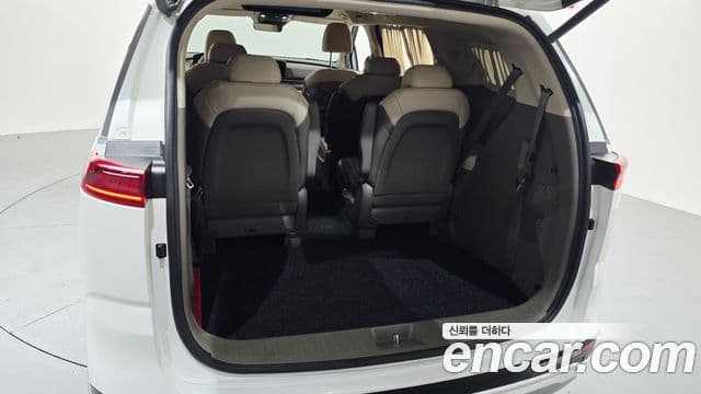 Kia Carnival 2022 — Şəkil 19/20