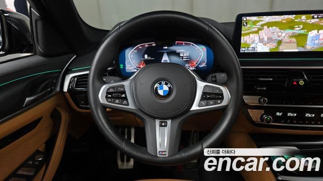 BMW 5 Series 2023 — Şəkil 12/20