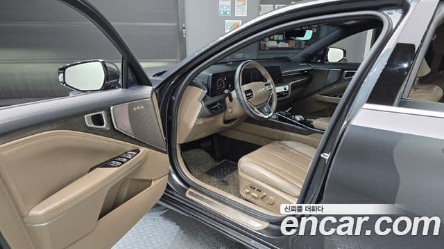 Kia K8 2021 — Şəkil 10/20