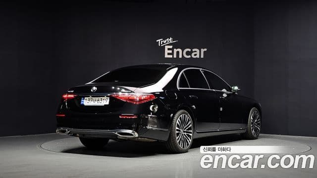 Mercedes-Benz S-Class 2023 — Фото 2/20