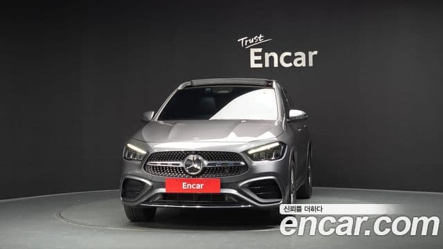 Mercedes-Benz GLA-Class 2024 — Фото 3/20