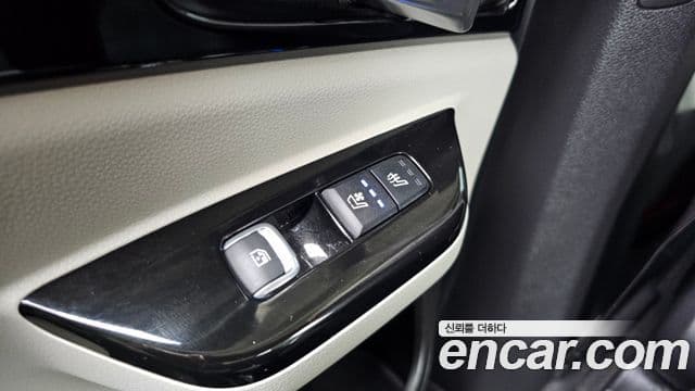 Kia Carnival 2022 — Фото 10/20