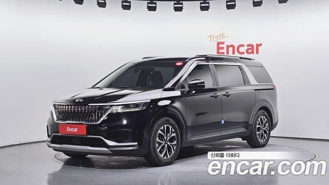 Kia Carnival 2021 — Фото 1/20