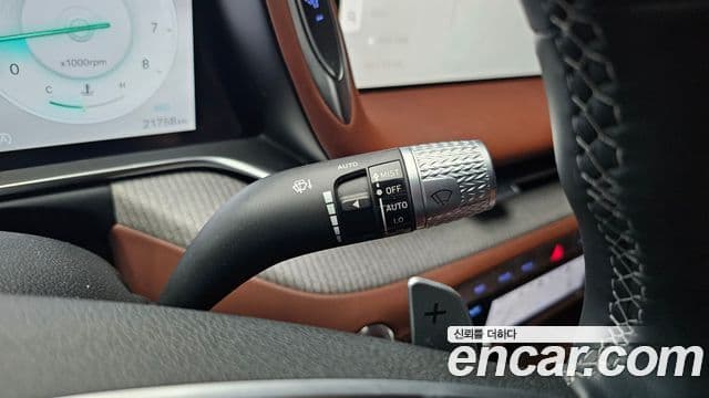 Genesis G90 2022 — Photo 25/35