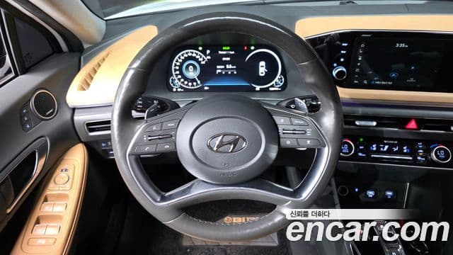 Hyundai Sonata 2020 — ფოტო 14/20