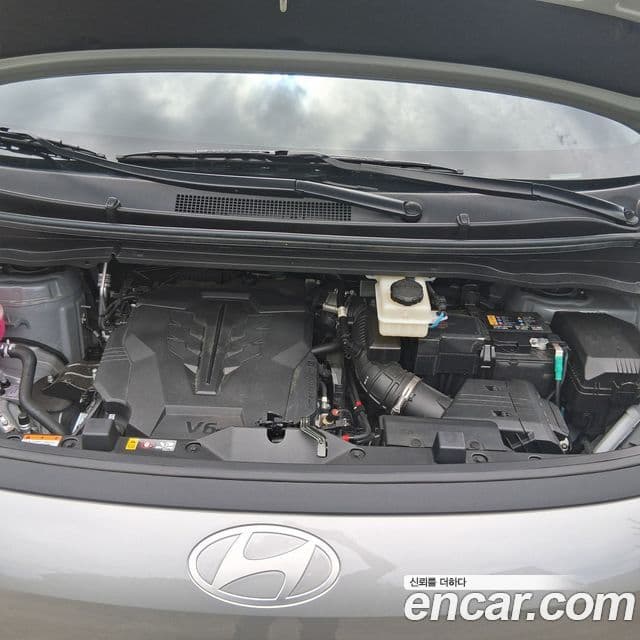 Hyundai Staria 2026 — ფოტო 5/20
