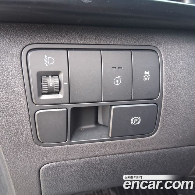 Hyundai Staria 2026 — ფოტო 14/20