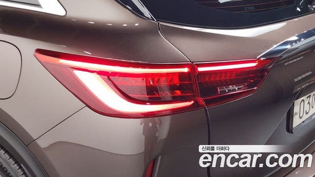 Infiniti QX50 2019 — Photo 25/31