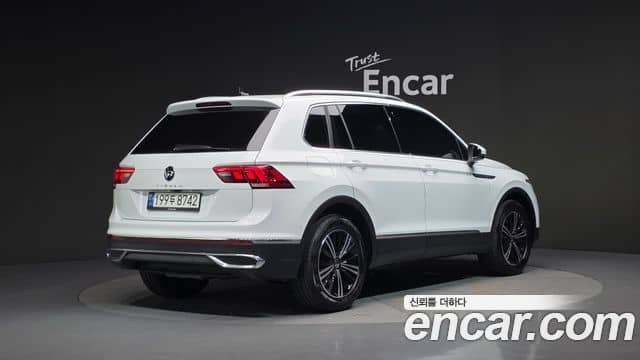 Volkswagen Tiguan, 2022