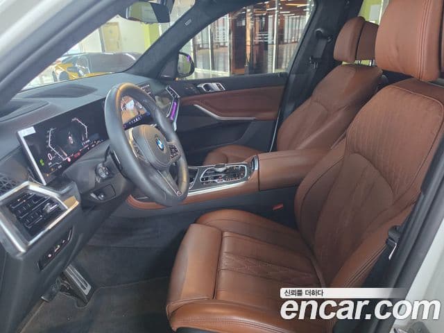 BMW X7 2025 — фото 8 из 20