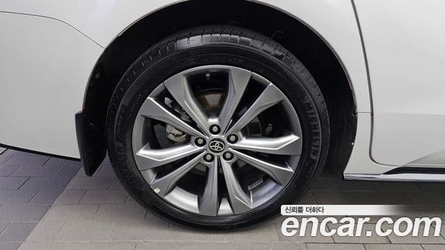 Toyota Sienna 2024 — Şəkil 5/20