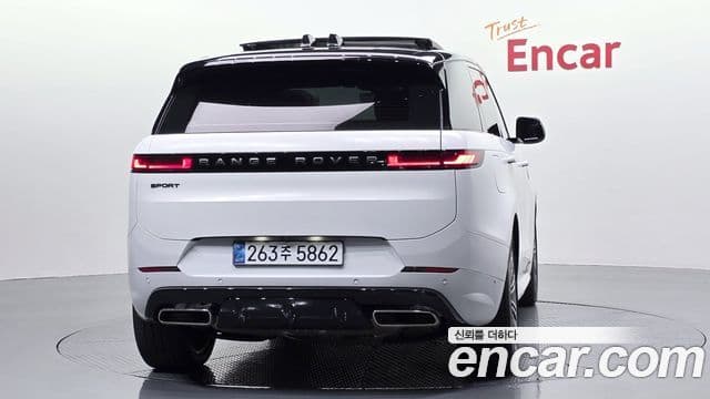 Land Rover Range Rover Sport 2025 — Фото 3/20