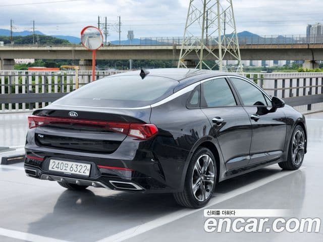 Kia K5 2020 — ფოტო 4/20