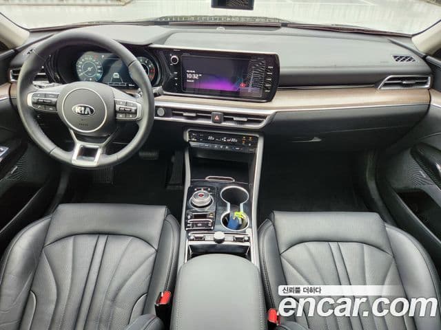 Kia K5 2020 — ფოტო 10/20