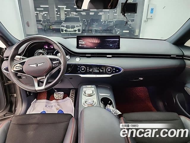 Genesis GV70 2021 — Şəkil 10/19