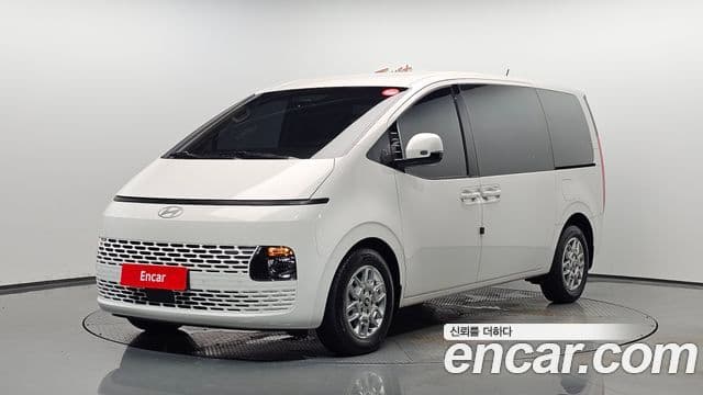 Hyundai Staria 2025 — Фото 1/20