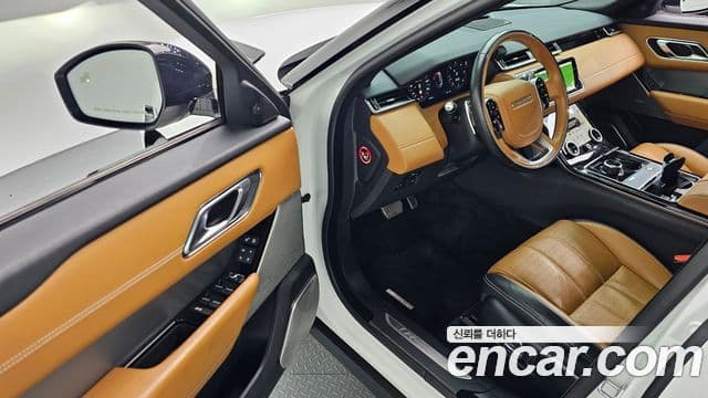 Land Rover Range Rover Velar 2019 — Şəkil 10/20