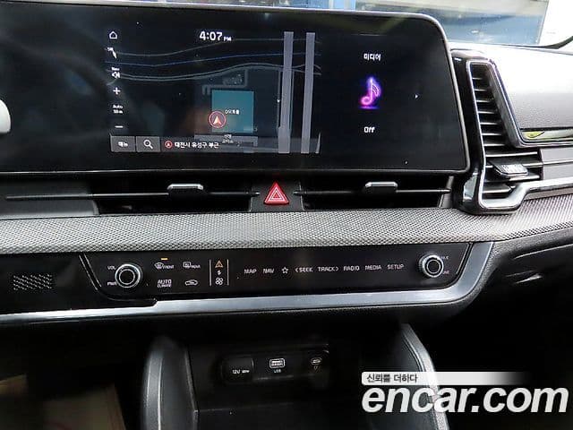Kia Sportage 2021 — ფოტო 12/20