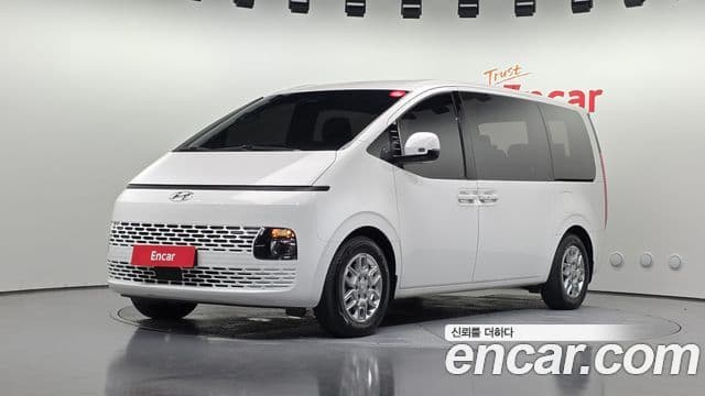 Hyundai Staria 2023 — Şəkil 1/20