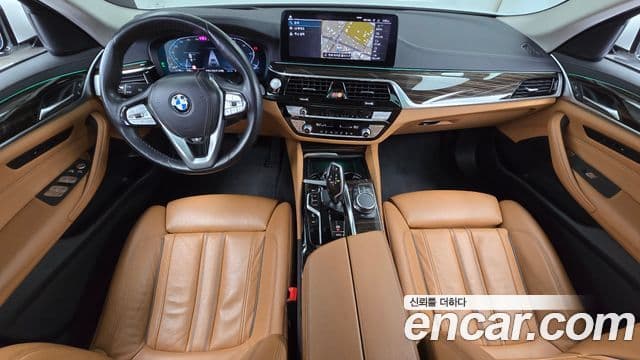 BMW 5 Series 2021 — Şəkil 7/20