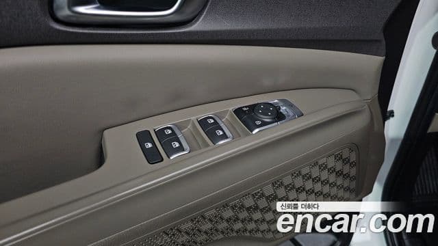 Kia Carnival 2025 — ფოტო 17/20