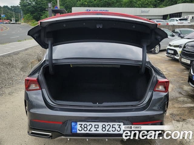Kia K5 2021 — ფოტო 20/20