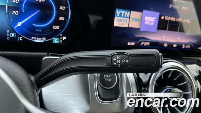 Mercedes-Benz EQB 2025 — ფოტო 10/12