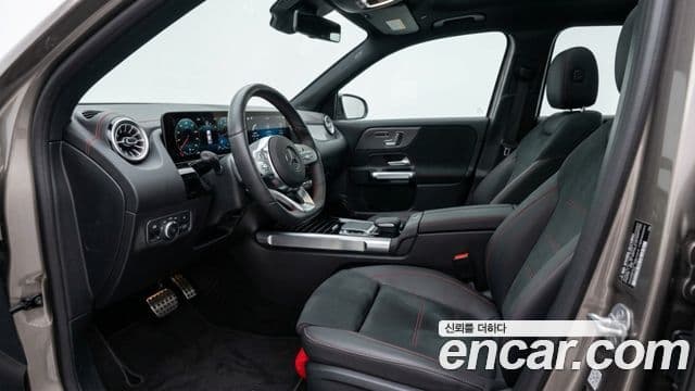 Mercedes-Benz EQB 2025 — ფოტო 11/12
