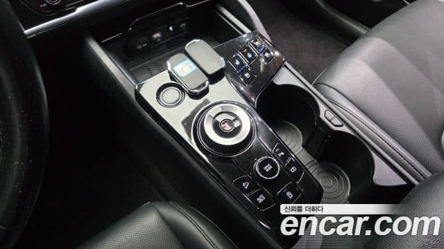 Kia Sportage 2022 — Фото 8/20