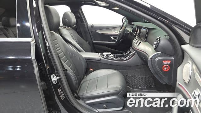 Mercedes-Benz E-Class 2018 — ფოტო 11/20