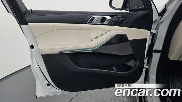 BMW X7 2025 — Photo 3/39