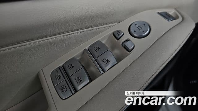 BMW X7 2025 — Photo 16/39