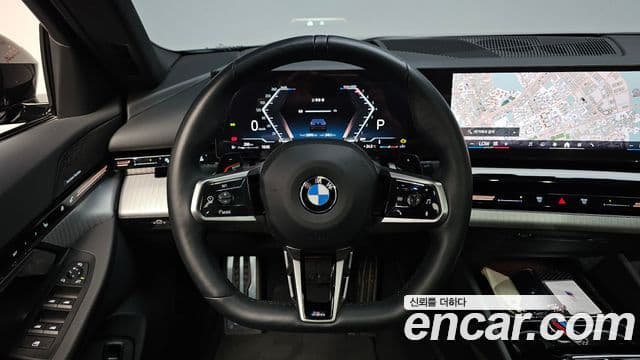 BMW 5 Series 2024 — ფოტო 13/20